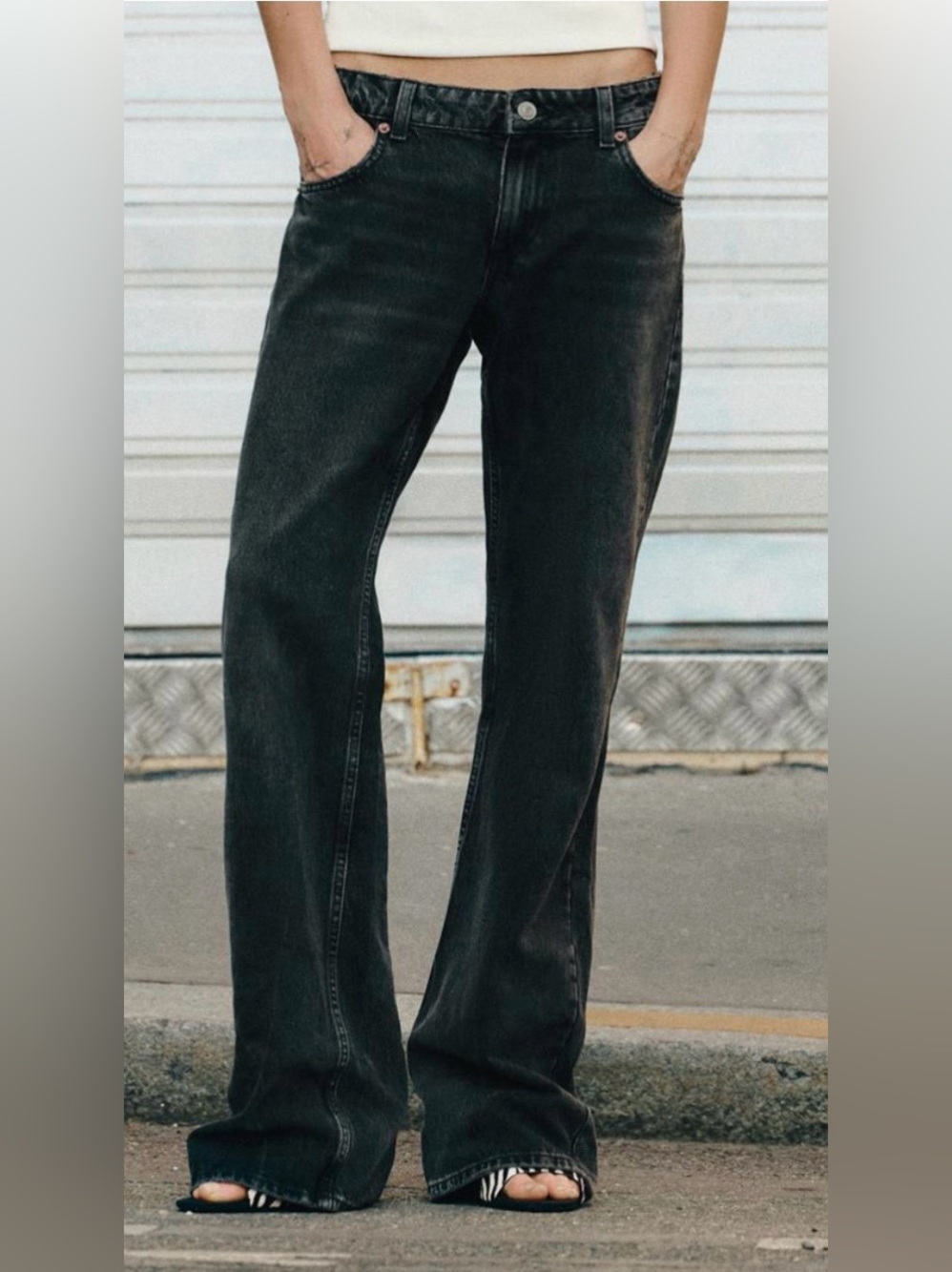 Zara High-Rise Wide Leg Women's Jeans - Black size 38